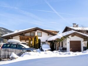 Chalet Kirchberg am Bach zondag t/m zondag - 16-18 personen - lastminute wintersport aanbiedingen