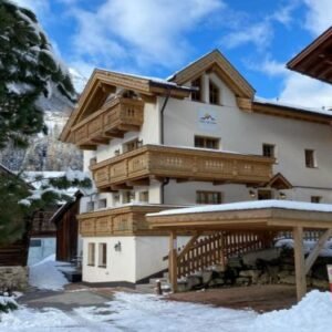 Chalet-appartement Alpine Lodge - 8-11 personen - lastminute wintersport aanbiedingen