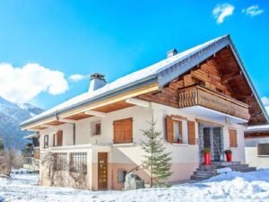 Chalet de la Chapelle met buiten-whirlpool en sauna - 20 personen - lastminute wintersport aanbiedingen