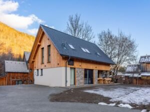 Chalet Mountain Chalet Luxx - 8 personen - lastminute wintersport aanbiedingen