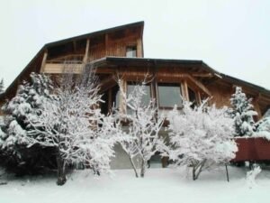 Chalet La Couqueille met buiten-whirlpool - 14 personen - lastminute wintersport aanbiedingen