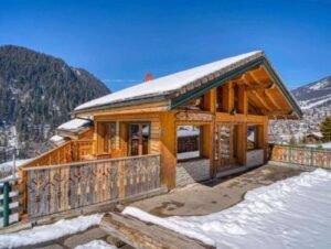 Chalet La Savoyarde - 19 personen - lastminute wintersport aanbiedingen