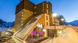 Hôtel Ibiza - lastminute wintersport aanbiedingen