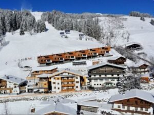 Chalet Bachgut Berg Chalet - 16 personen - lastminute wintersport aanbiedingen