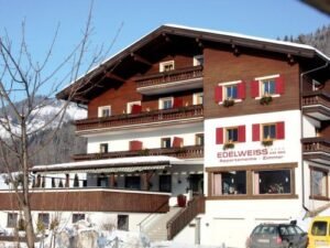 Chalet Edelweiss am See Hundstein - 6-8 personen - lastminute wintersport aanbiedingen