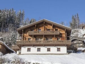 Chalet Schöneben Bauernhaus Hele huis met sauna - 20-24 personen - lastminute wintersport aanbiedingen