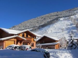 Chalet Lacuzon Snow Paradise - 12 personen - lastminute wintersport aanbiedingen