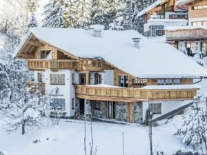 Chalet Joy inclusief catering - 14 personen - lastminute wintersport aanbiedingen