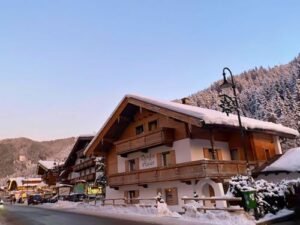 Chalet Dorferhaus inclusief catering - 12-14 personen - lastminute wintersport aanbiedingen