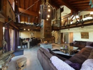 Chalet Purple zondag t/m zondag - 17 personen - lastminute wintersport aanbiedingen