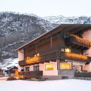 Chalet Alpenheim Simone - 16 personen - lastminute wintersport aanbiedingen