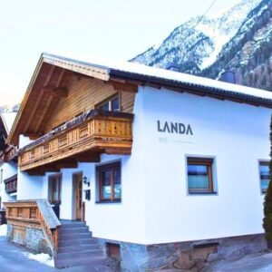 Chalet Landa (voorheen: Jessica) inclusief catering - 10 personen - lastminute wintersport aanbiedingen