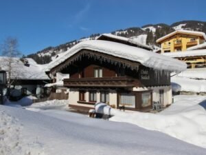 Chalet Saalach - 19 personen - lastminute wintersport aanbiedingen