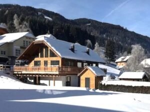 Chalet Alpinn Wellness - 20-24 personen - lastminute wintersport aanbiedingen