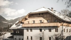 Hofergut Suites & Apartments - lastminute wintersport aanbiedingen