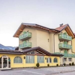 Hotel Monclassico & Hotel Maria - lastminute wintersport aanbiedingen