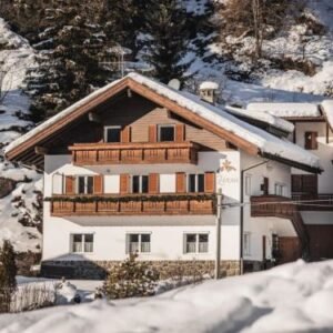 Chalet Zirm inclusief catering - 10-13 personen - lastminute wintersport aanbiedingen