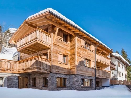 Chalet Crystal inclusief catering - 14-17 personen - lastminute wintersport aanbiedingen