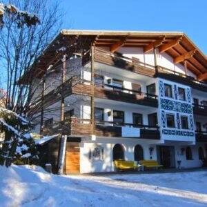 Chalet Alber inclusief catering - 32-39 personen - lastminute wintersport aanbiedingen