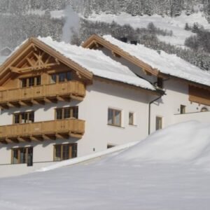 Chalet Kelle inclusief catering - 26-35 personen - lastminute wintersport aanbiedingen
