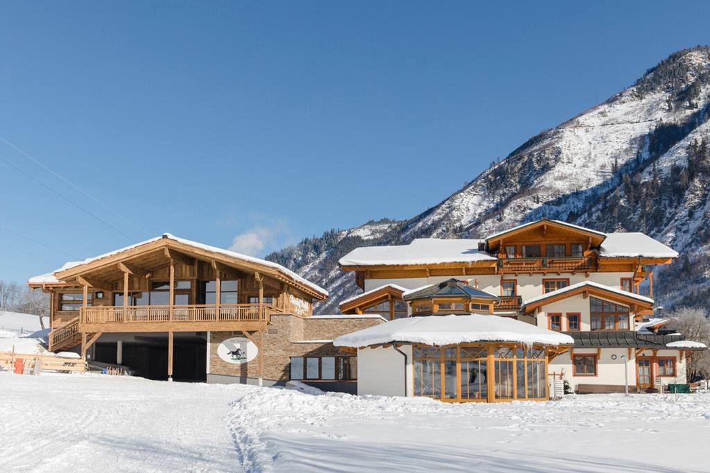 Ponyhof - lastminute wintersport aanbiedingen