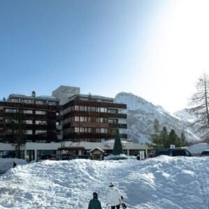 The Grand Arosa Pop-Up Hotel - lastminute wintersport aanbiedingen